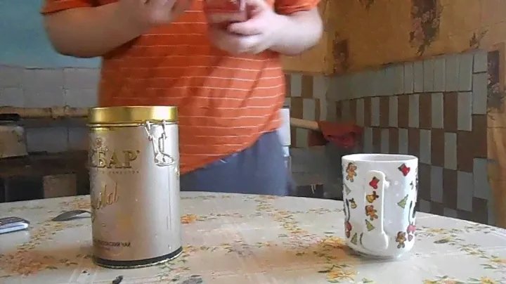 чай брук бонд с подарком в нутри